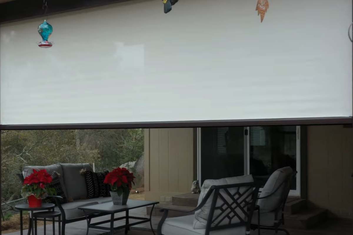 Retractable Privacy Shade.jpg